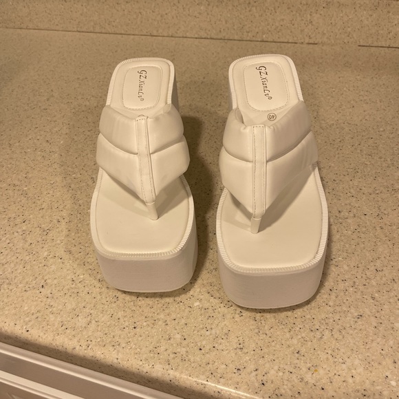 Womens Open Toe Wedge Platform Slide Sandals NWOT - Picture 5 of 9